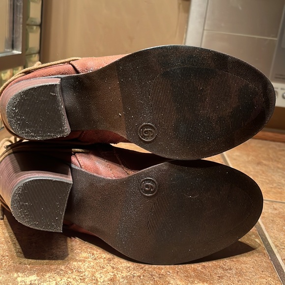 NWOT Brown Massini Booties - Picture 4 of 7